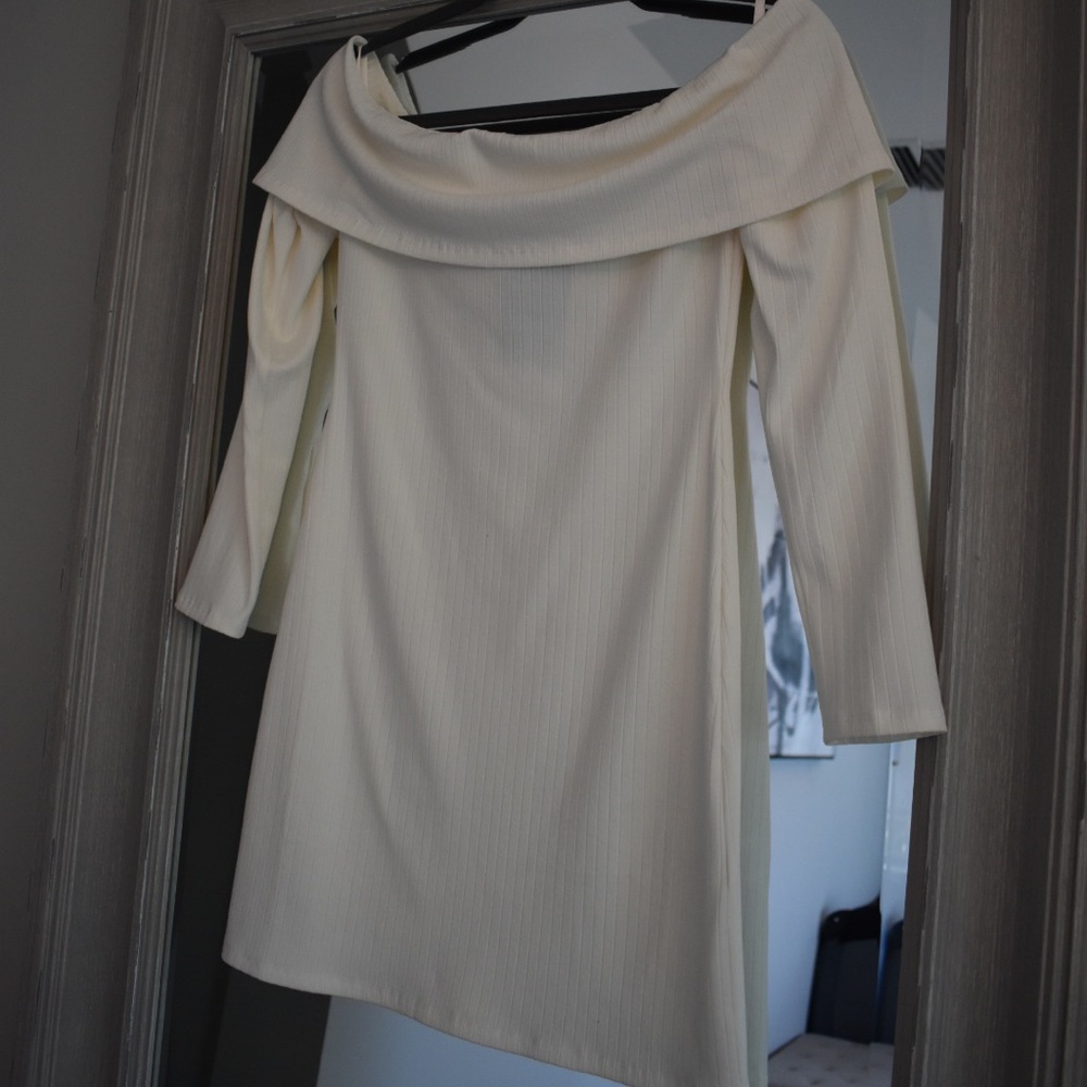 Off shoulder White Mini Dress